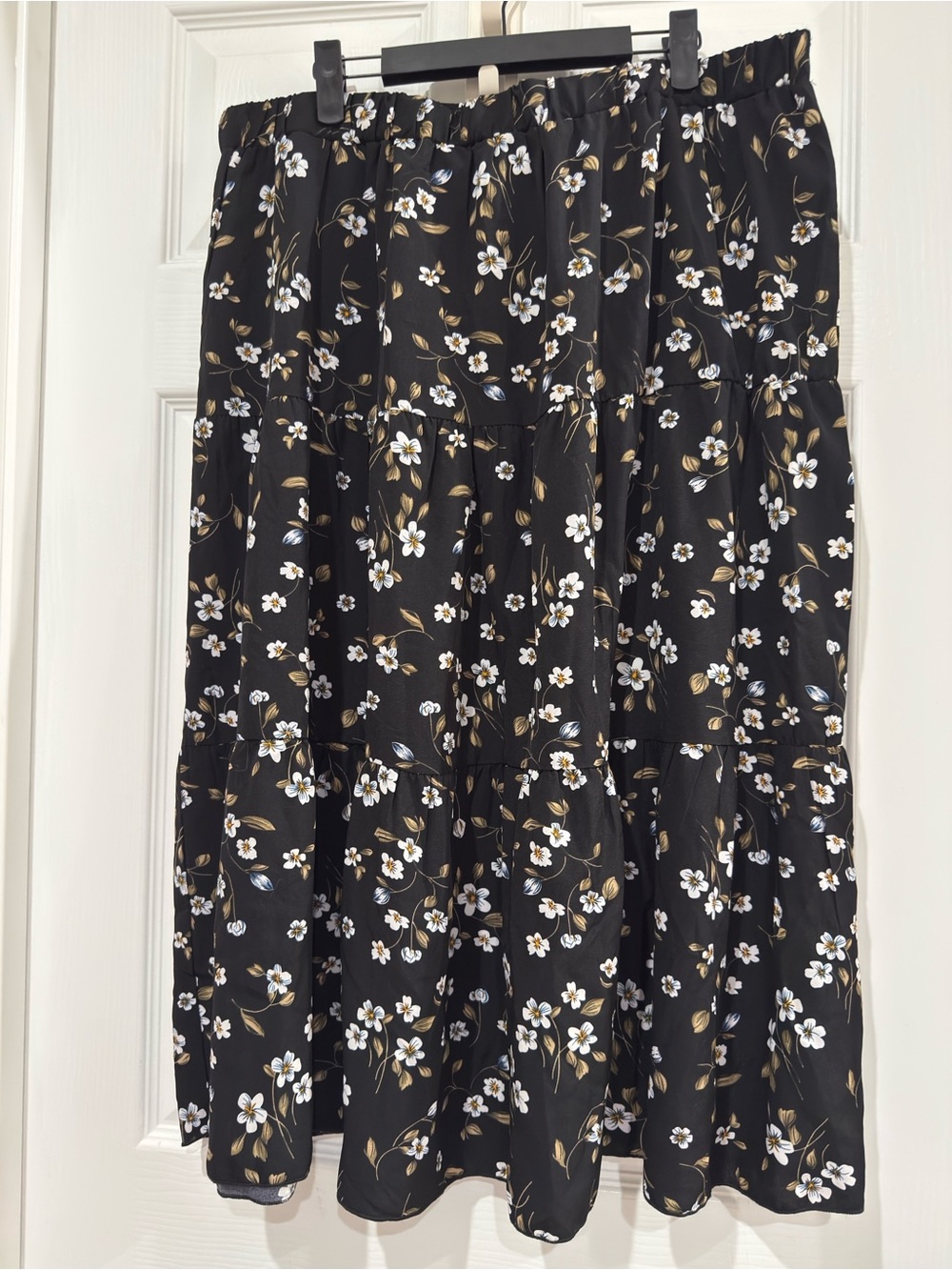 Black and White Floral Tiered Maxi Skirt